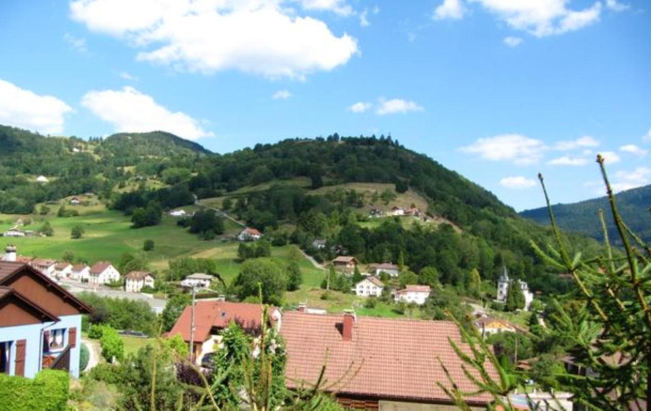 Appartement Cosy A Cornimont 30 M² Avec Terrasse Et Vue Montagne Kültér fotó